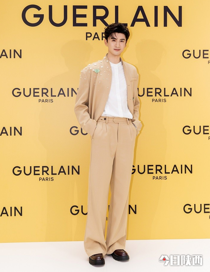 202509081436387836.jpg 3.jpg